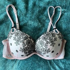 Victoria Secret push up bra